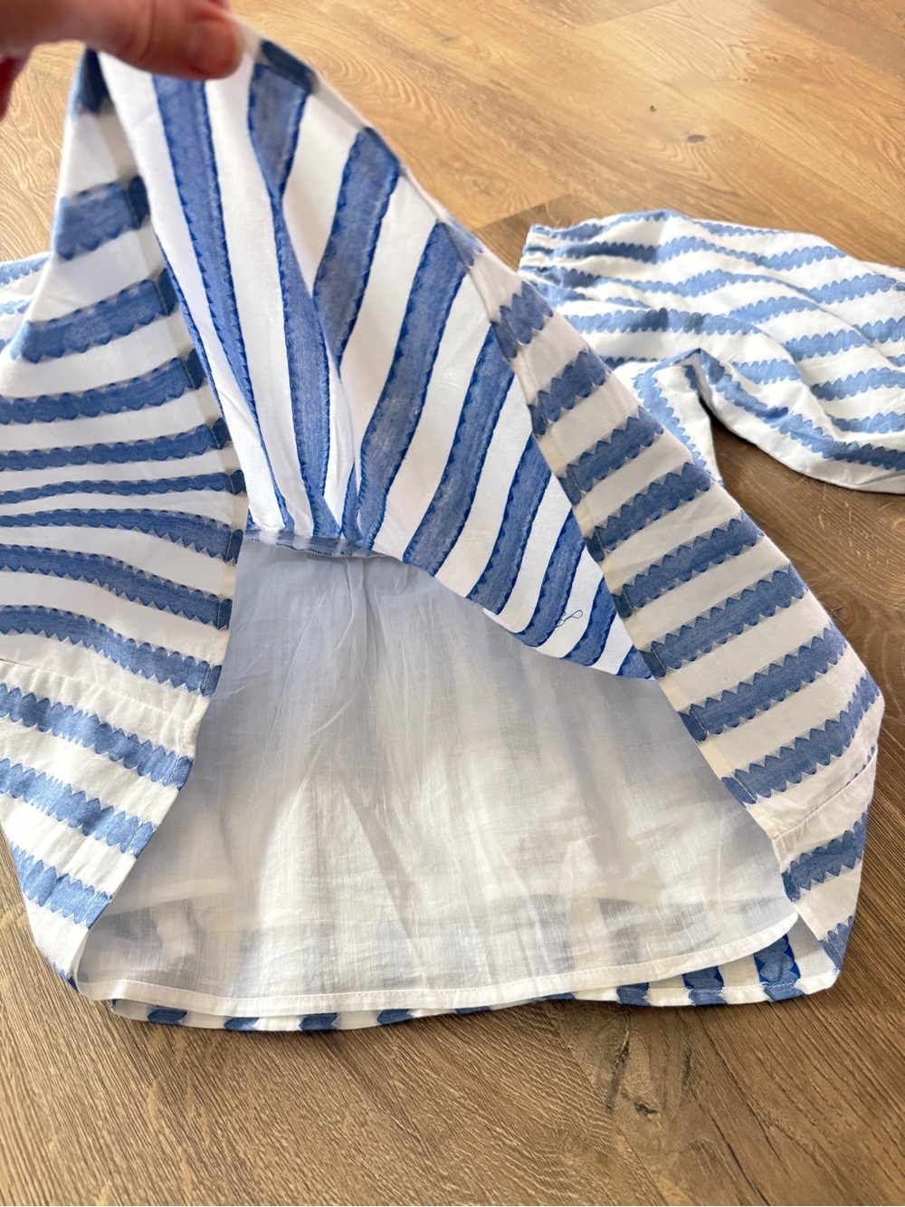 Vineyard Vines Blue and White Striped Puff-Sleeve Peplum Blouse - Picture 8 of 9